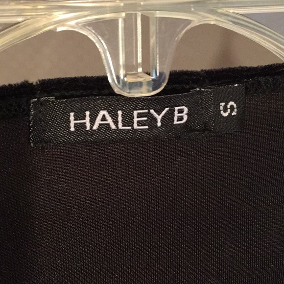 Haley B Black S velvet velour verigated top NWT - Picture 3 of 7